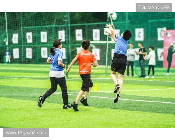 成都飞盘队在极限运动会积分榜中以71分稳居第一名引领全场